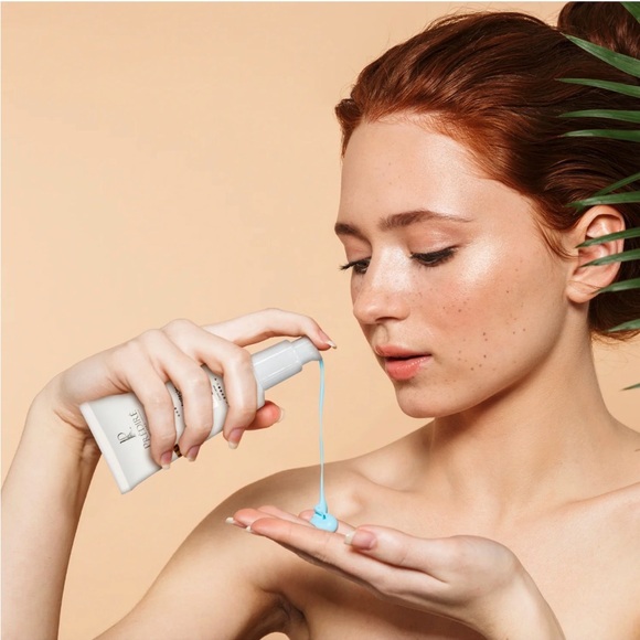 PREDIRE PARIS
Everyday Care Skin Shield Protector Mineral Defense Cream SPF 50 - Picture 3 of 6